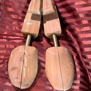 Cole Haan Men's Cedar Shoe Trees - Natural Wood